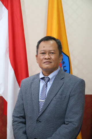 Dr. M. Fakih, S.H., M.S.